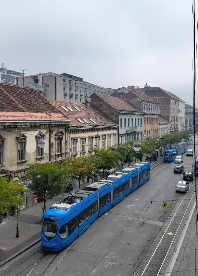 La Dolce Vita Zagreb, Centrally Located & Spacious Apartment Exterior photo